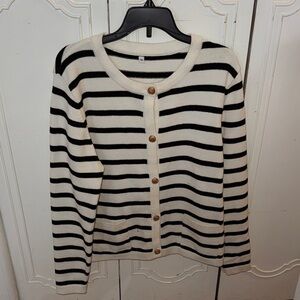 Striped Black and White Women's Sweater
